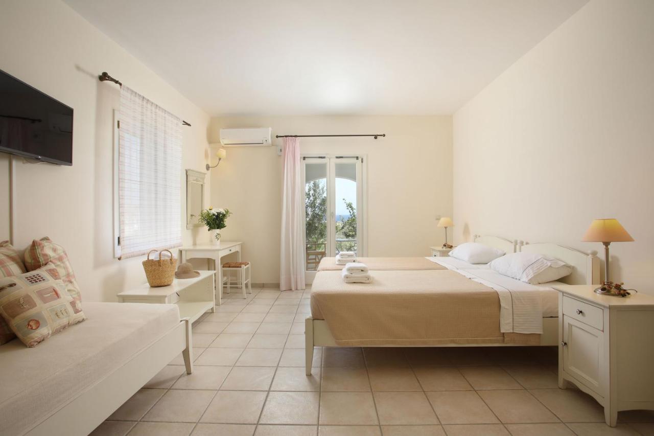 Aeolos Hotel Koufonisia Eksteriør bilde